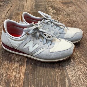 New Balance 420 sneakers
